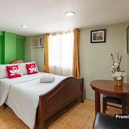 Zen Rooms Korner Hotel Qc เกซอนซิตี้ ภายนอก รูปภาพ